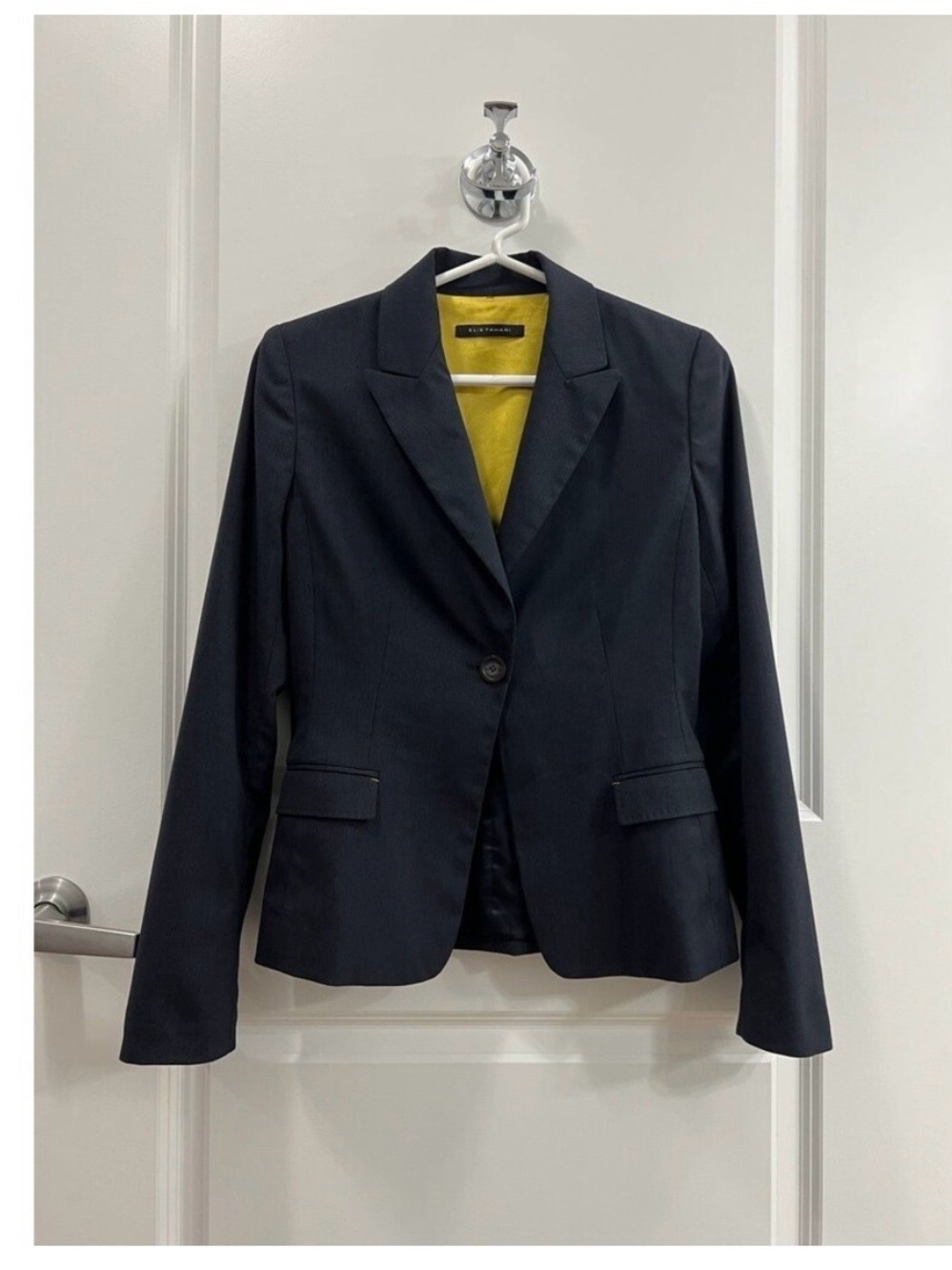 Elie Tahari One Button Blazer (Size S)